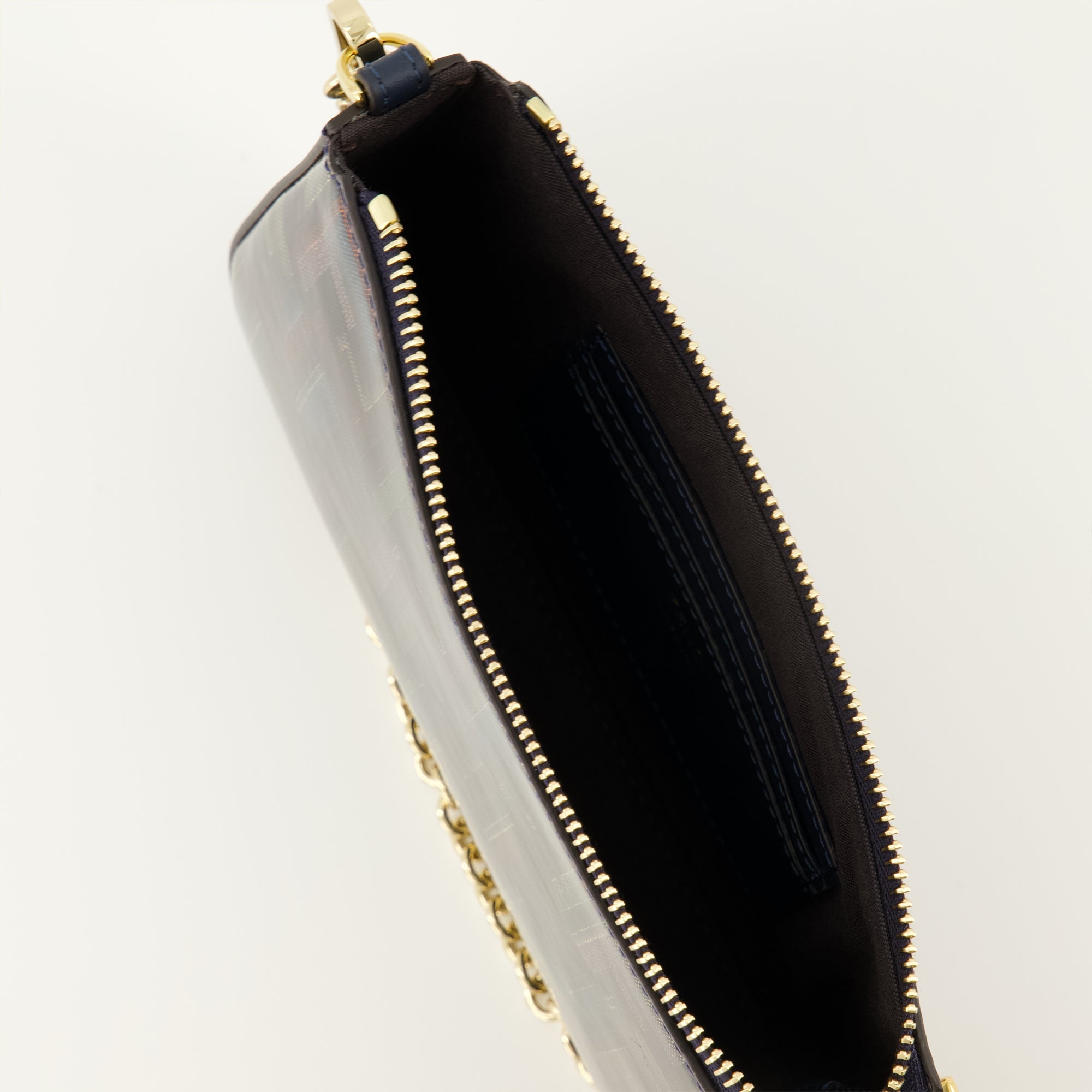 Image of Multicolore Baguette Bag by Fendi for Women - Season Spring-Summer 2026 - Detail View 2