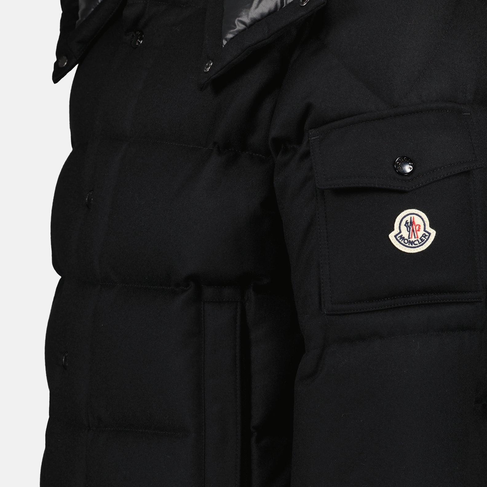 Versatile Black Wool Puffer Jacket