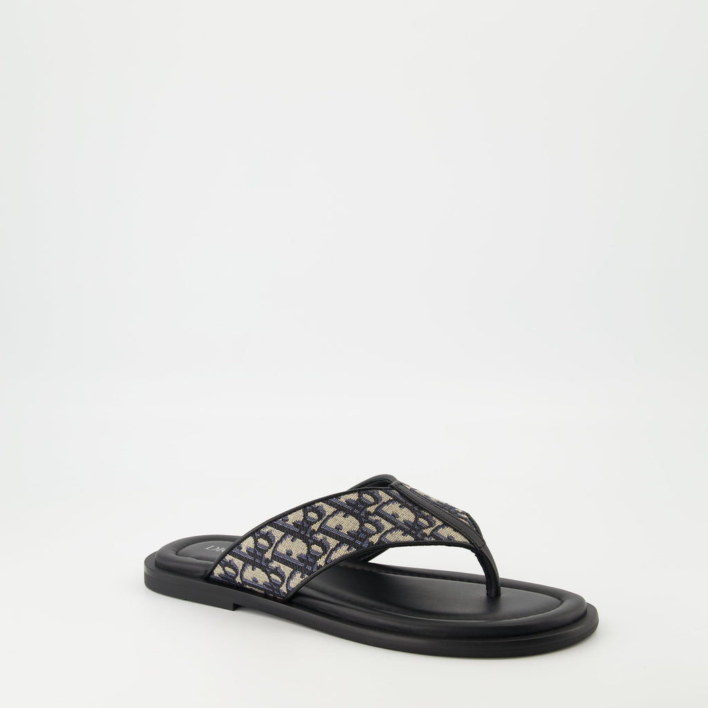 Dior Alias sandals, slip-on sandals, Dior Oblique pattern, men’s footwear, summer sandals