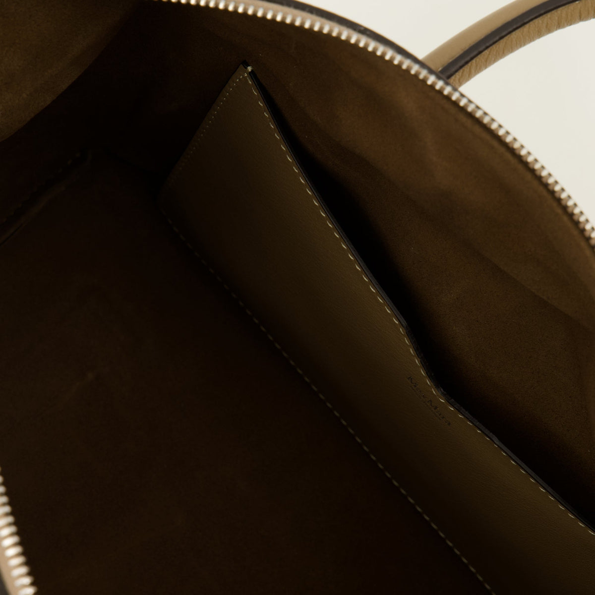 Sac Boston moyen en cuir beige
