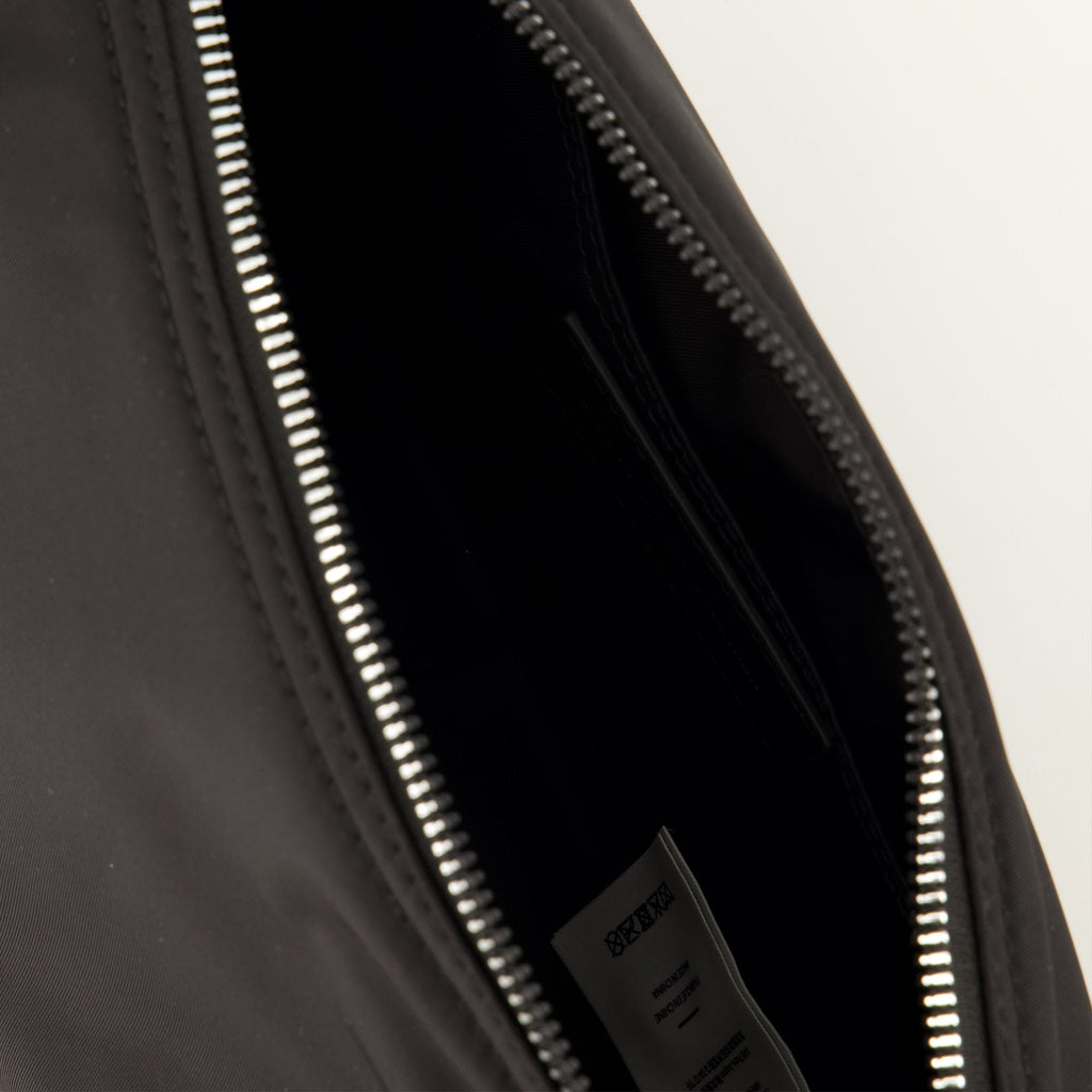 Mala de ombro Marcel em nylon preto