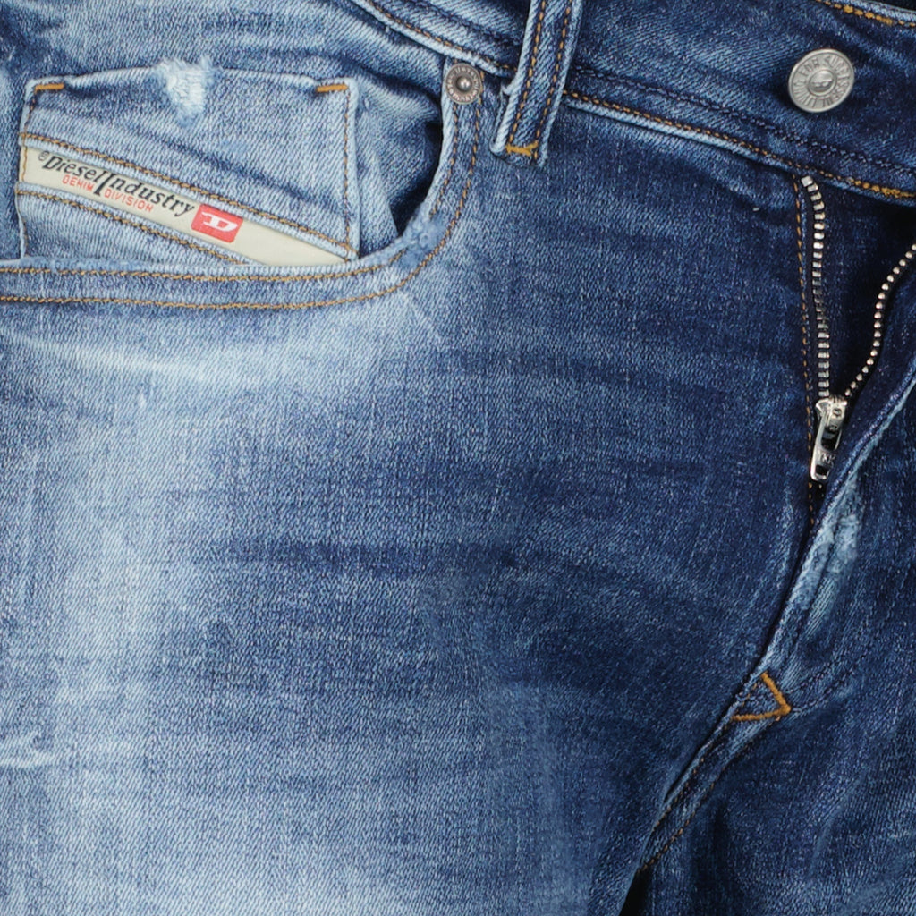 Imagem de Jean Sleenker 1979 da Diesel para Homens - Temporada Outono-Inverno 2025 - Vista de Detalhe 2