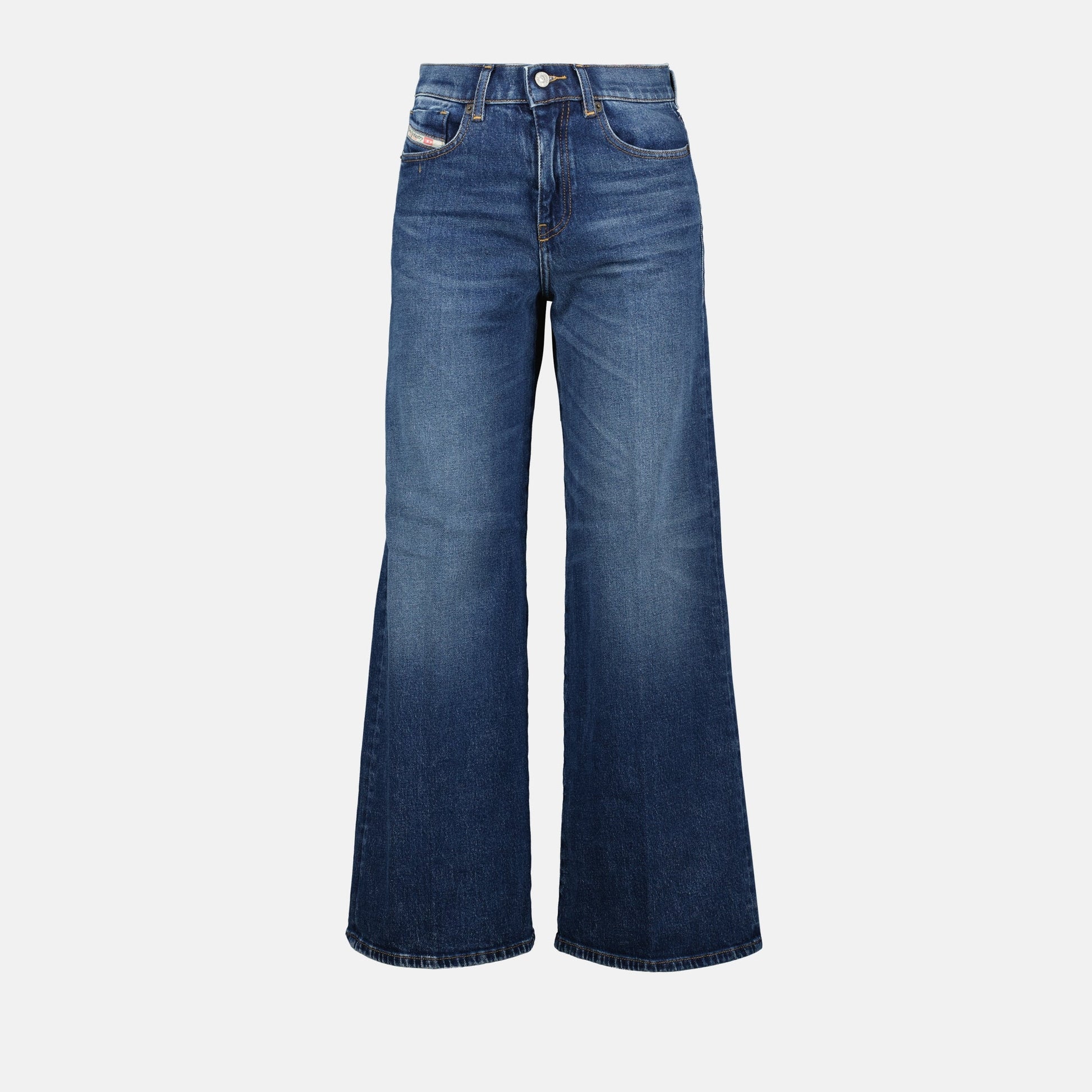 wide-leg jeans, D-Akemi denim, blue jeans, women’s fashion, Diesel jeans