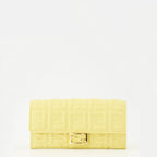 Imagen de la billetera de cadena amarilla de Fendi para mujeres - Temporada Otoño-Invierno 2025 - Vista frontal