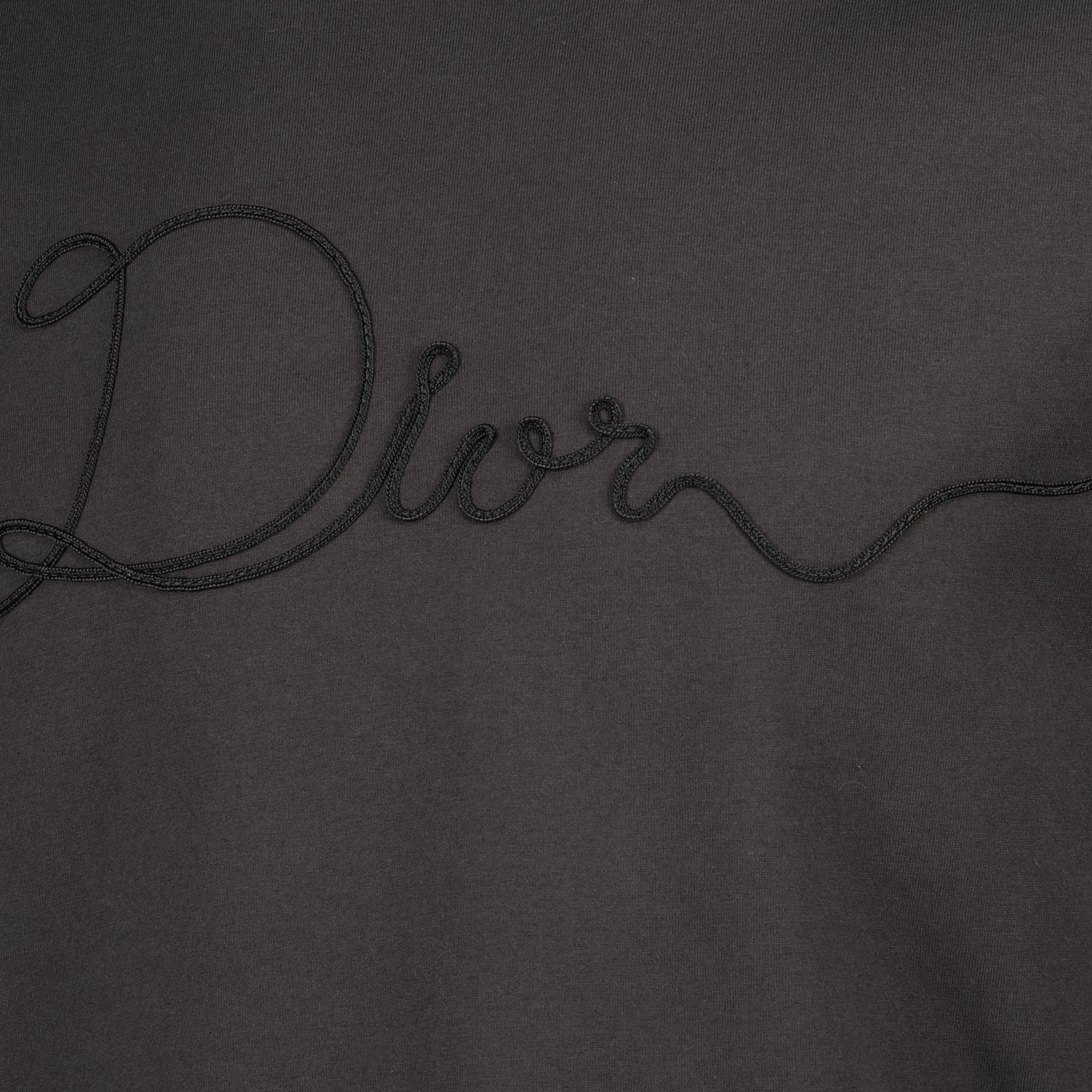 Image of Dior Ribbon Grey T-Shirt by Dior for Men - Season Spring-Summer 2026 - Detail View 2