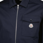Immagine della camicia overshirt in gabardine di Moncler per uomini - Stagione Primavera-Estate 2026 - Vista dettagliata del prodotto 3