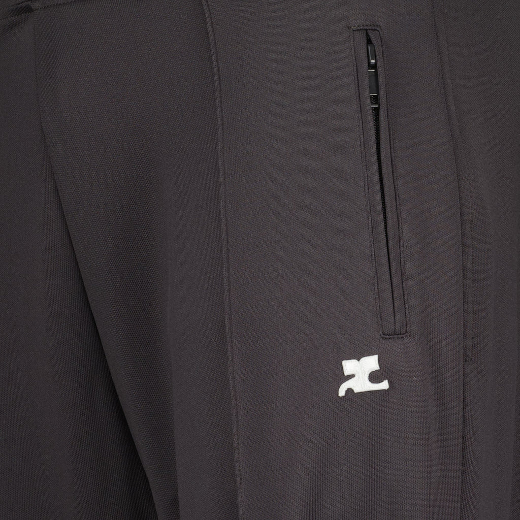 メンズ用のCourrègesの灰色のジョギングパンツの画像 - シーズン春夏2026 - 詳細ビュー1