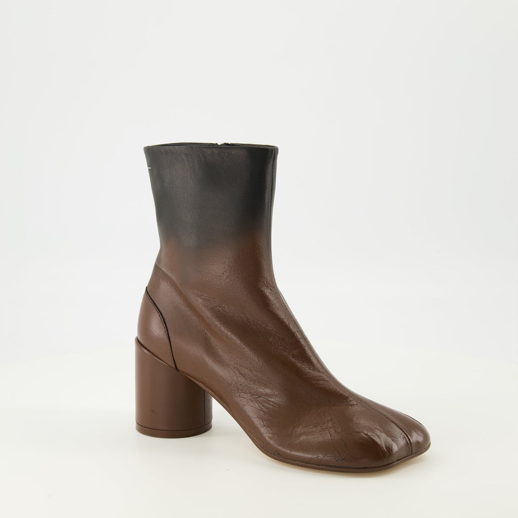 anatomic ankle boots, MM6 footwear, leather ankle boots, premium quality boots, fashionable brown boots