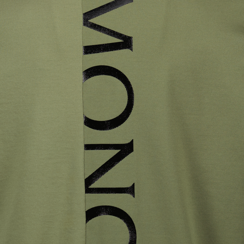 Image of Vertical Logo T-shirt by Moncler for Men - Season Spring-Summer 2025 - Detail View 5