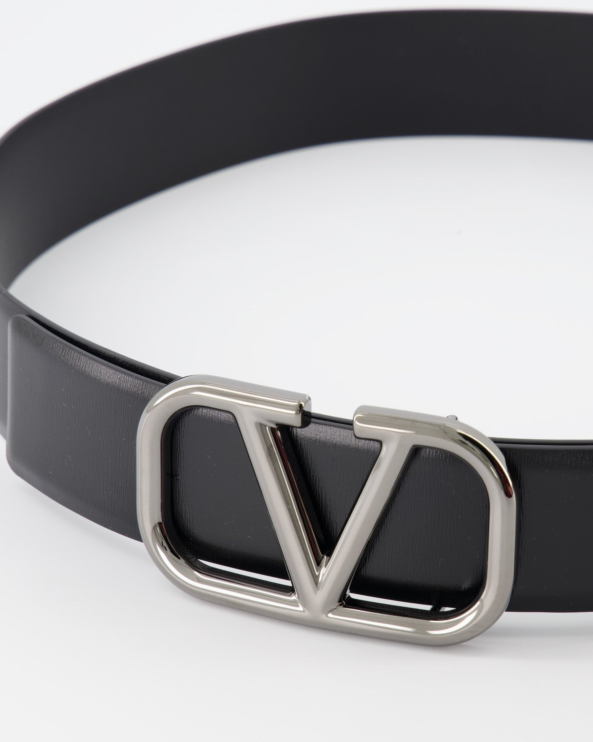 Valentino Garavani, VLogo belt, luxury men's belt, designer leather belt, black leather belt