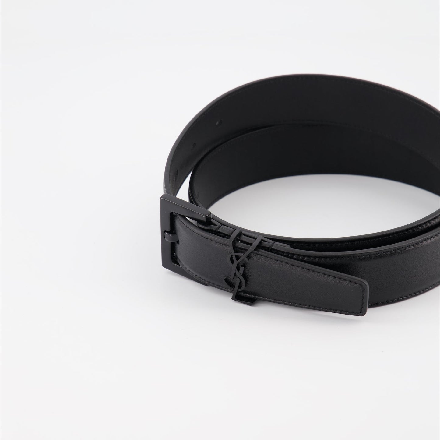 YSL matte belt, Saint Laurent belt, men's luxury accessories, designer belts, high-end fashion