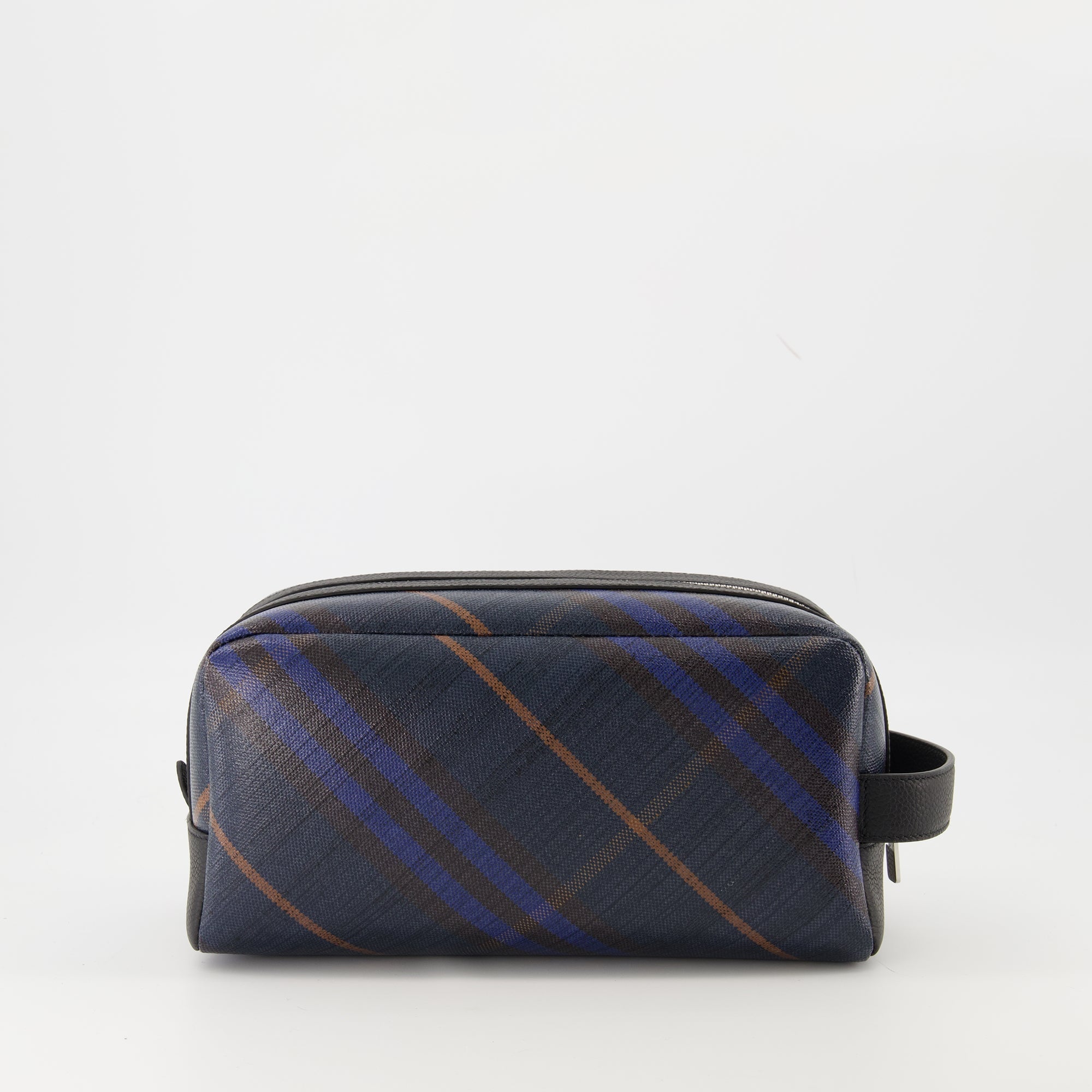 Burberry travel pouch, navy leather pouch, grained calf leather, autumn winter 2025, luxury travel accessory