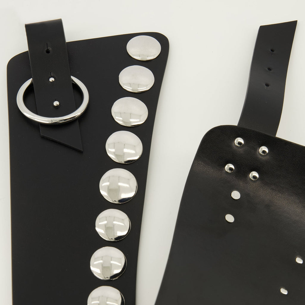 Image of Mona Studded Belt by Iro for Women - Season Spring-Summer 2026 - Detail View 2