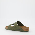Immagine delle sandali Arizona di Birkenstock per uomo - Stagione Primavera-Estate 2024 - Vista posteriore destra in tre quarti