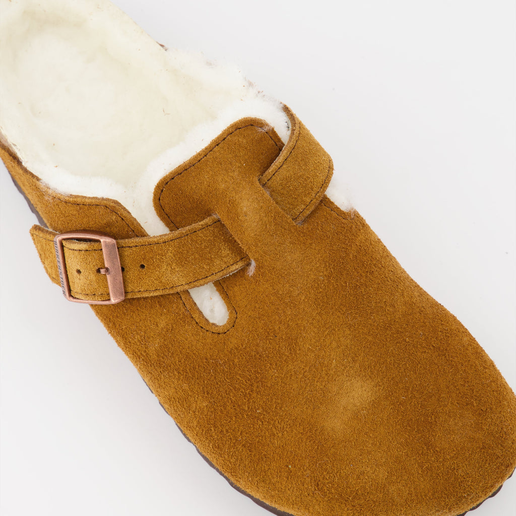 Image des Mules Boston en Fourrure de Mouton de Birkenstock pour Femmes - Saison Automne-Hiver 2023 - Détail Vue 8
