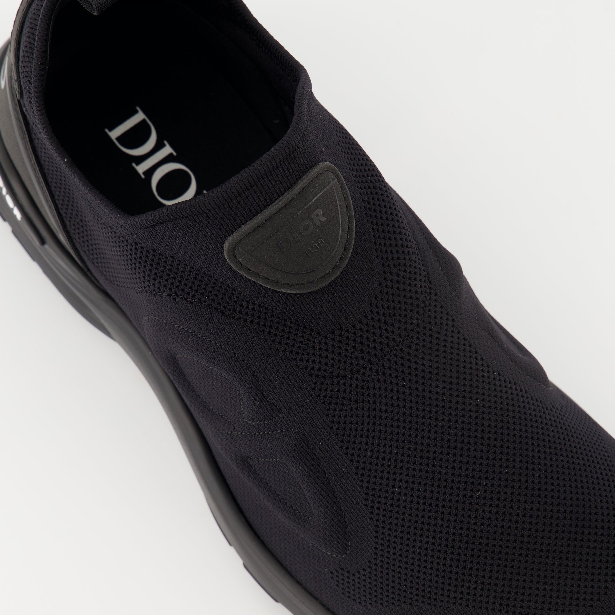 Imagen de las zapatillas B30 Countdown de Dior para hombres - Temporada Primavera-Verano 2025 - Vista detallada superior