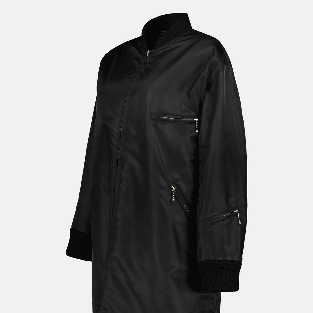 Image d'une veste bomber réversible verte et noire de Mm6 pour femmes - Saison Automne-Hiver 2024 - Vue de détail 6