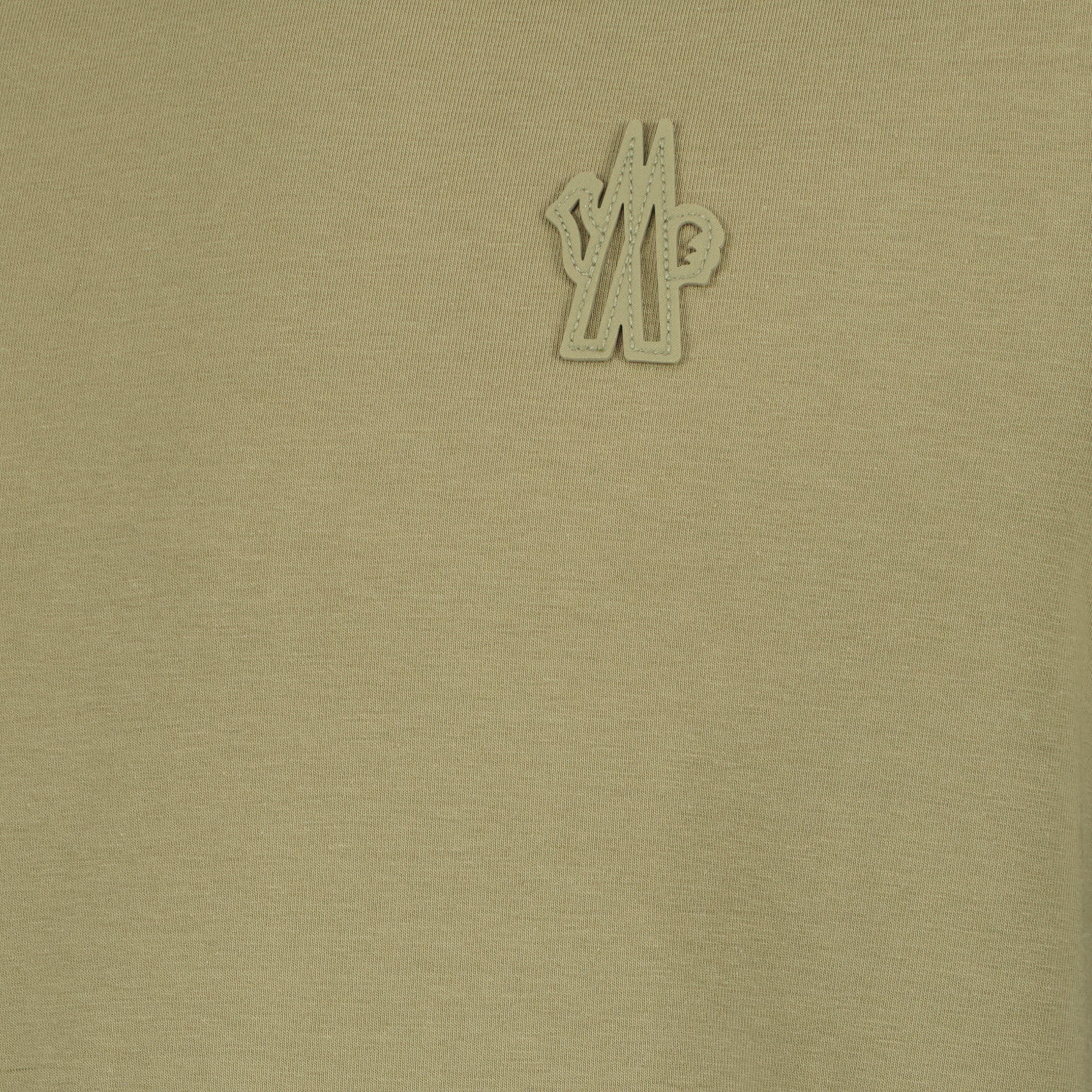 三枚セットのコットンTシャツ