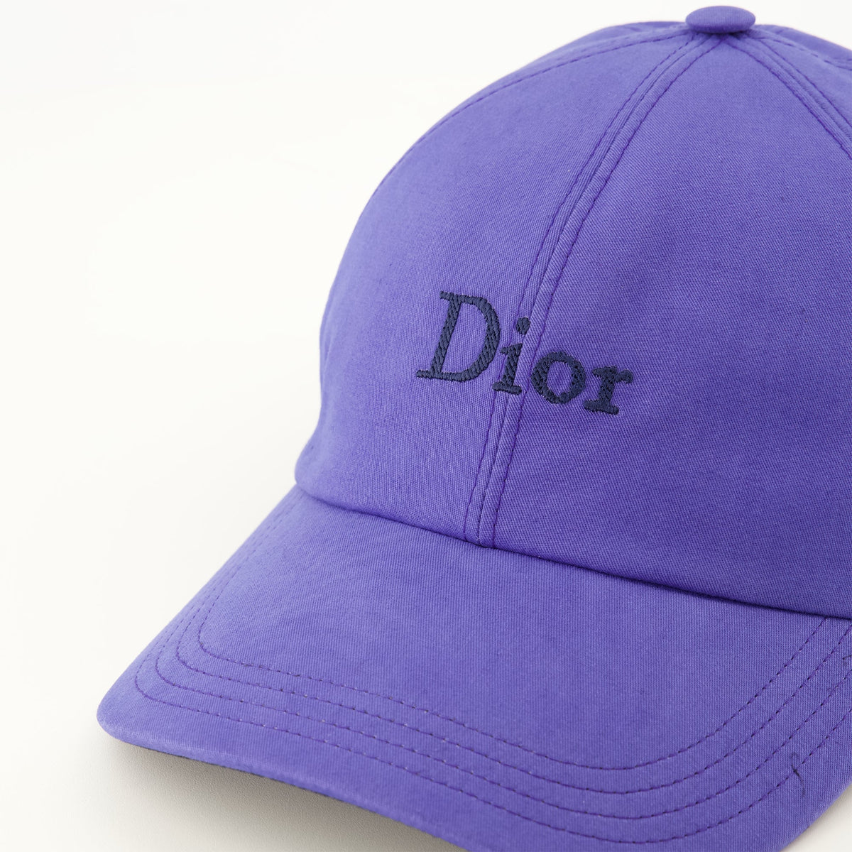 Casquette en coton brodé