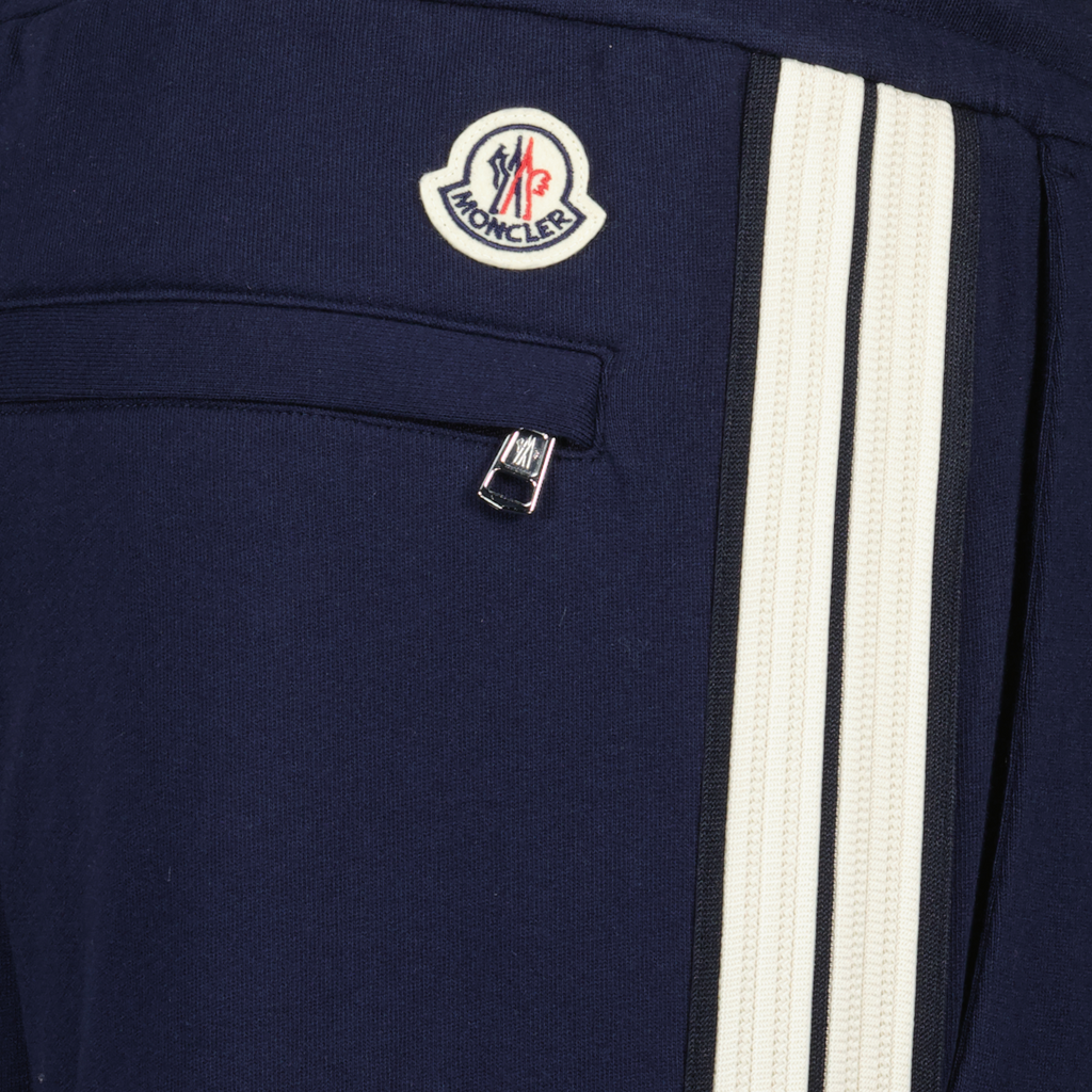 Image of Navy Sweatpants by Moncler for Men - Season Spring-Summer 2025 - Product detail view 2