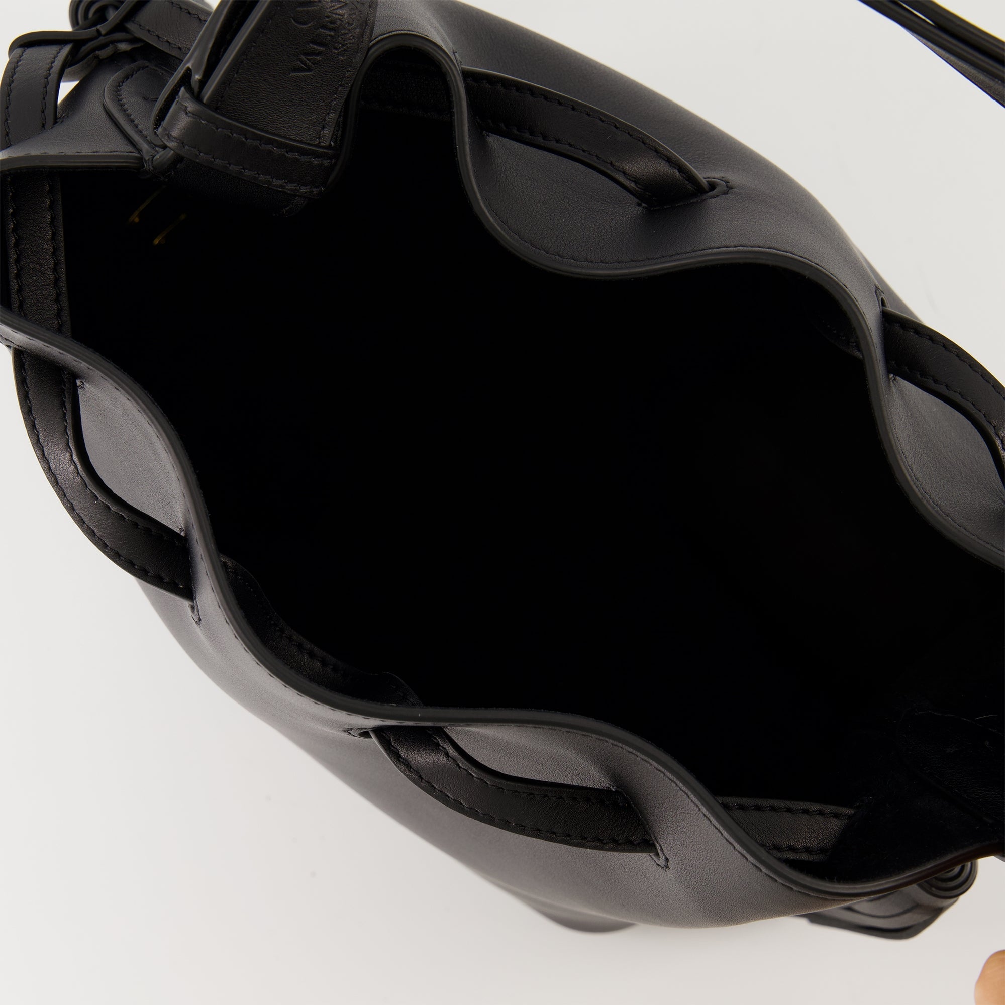 black bucket bag, Valentino Garavani, calf leather handbag, VLogo Signature, Autumn-Winter 2025 collection