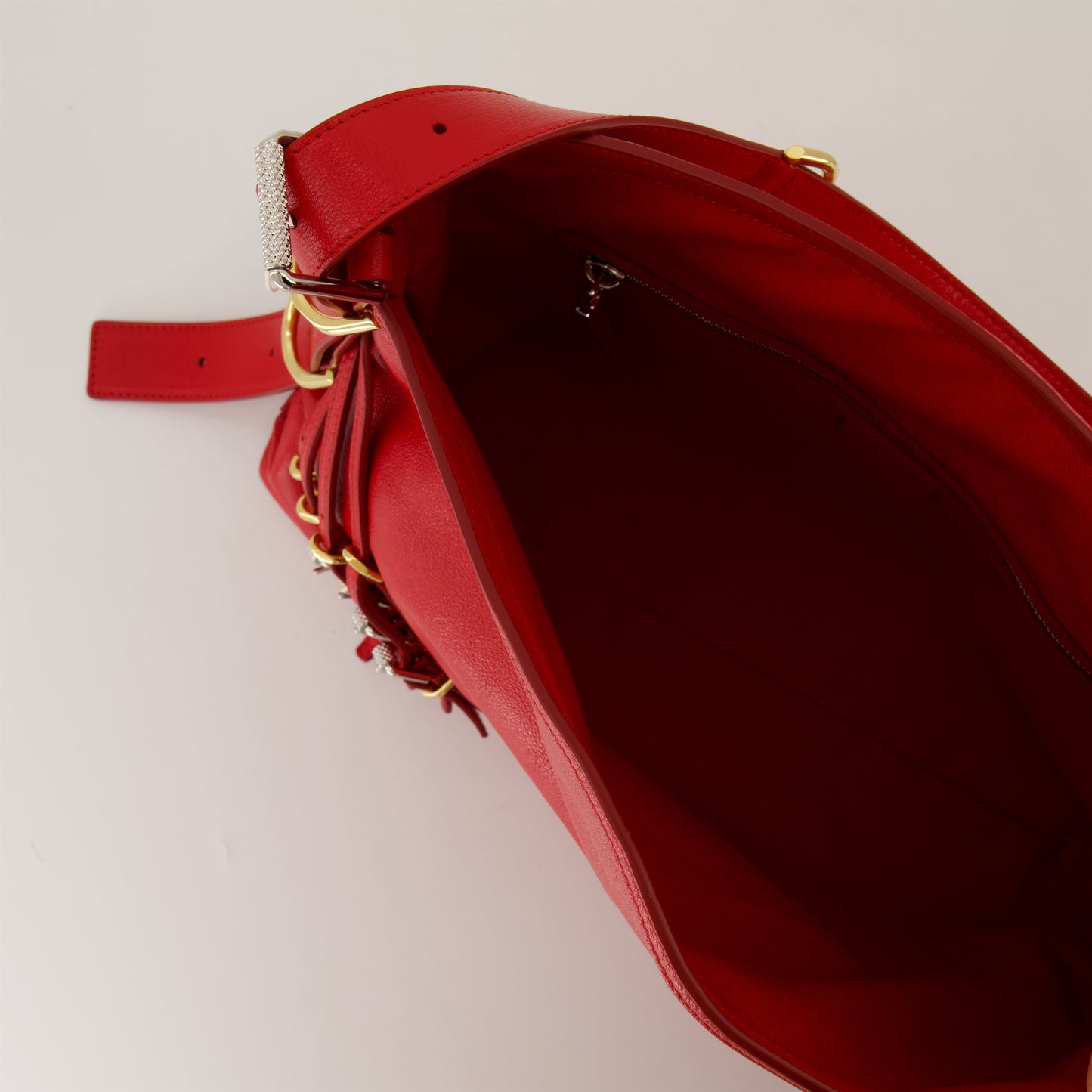 red leather handbag, medium handbag, elegant accessory, buffalo leather bag, metal detailing