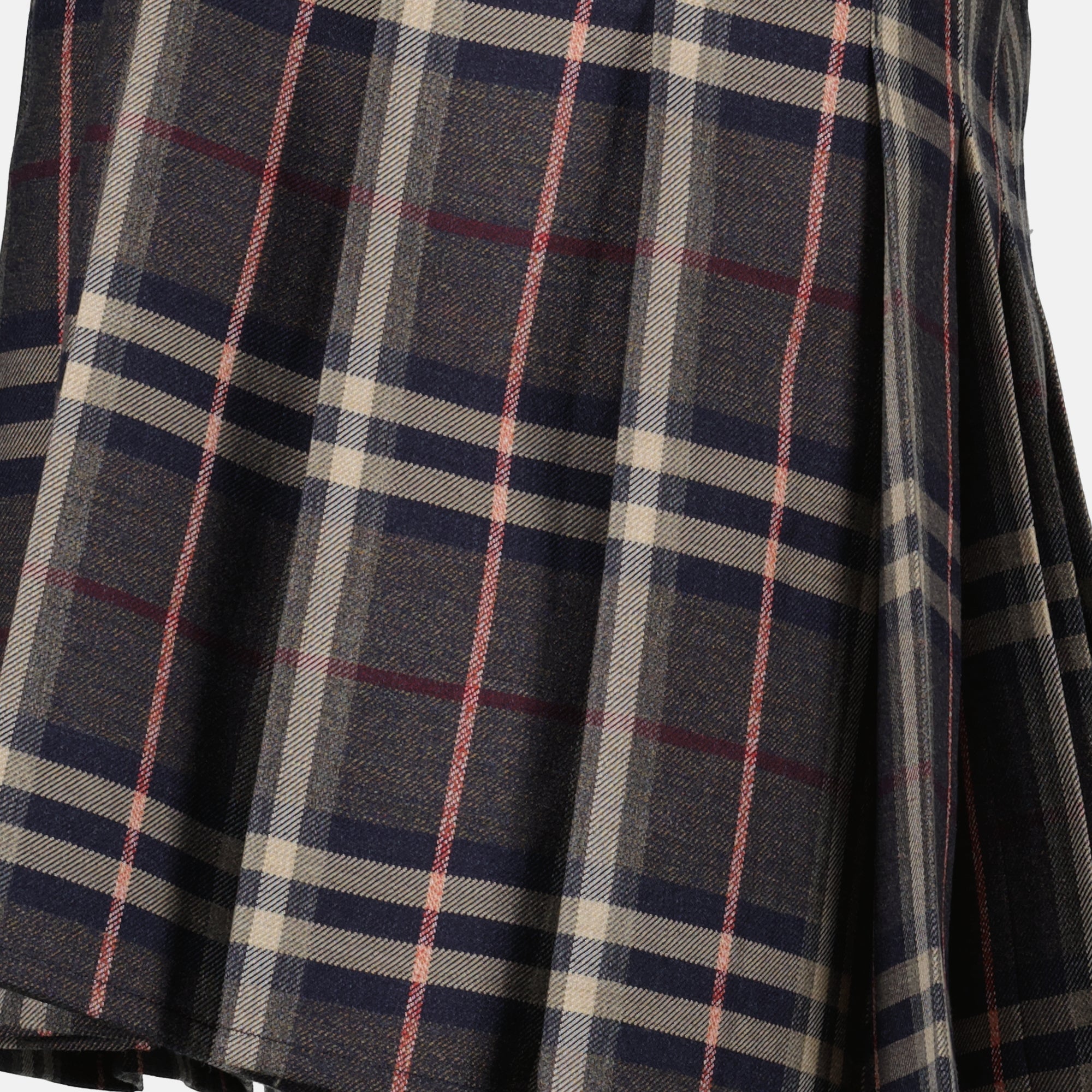 Burberry kilt, check pattern skirt, wool mini skirt, Autumn Winter 2025 clothing, fringe detail fashion