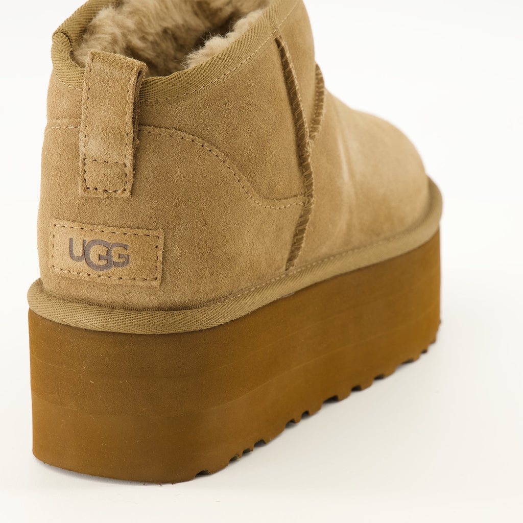 Stiefel Classic Ultra Mini Platform