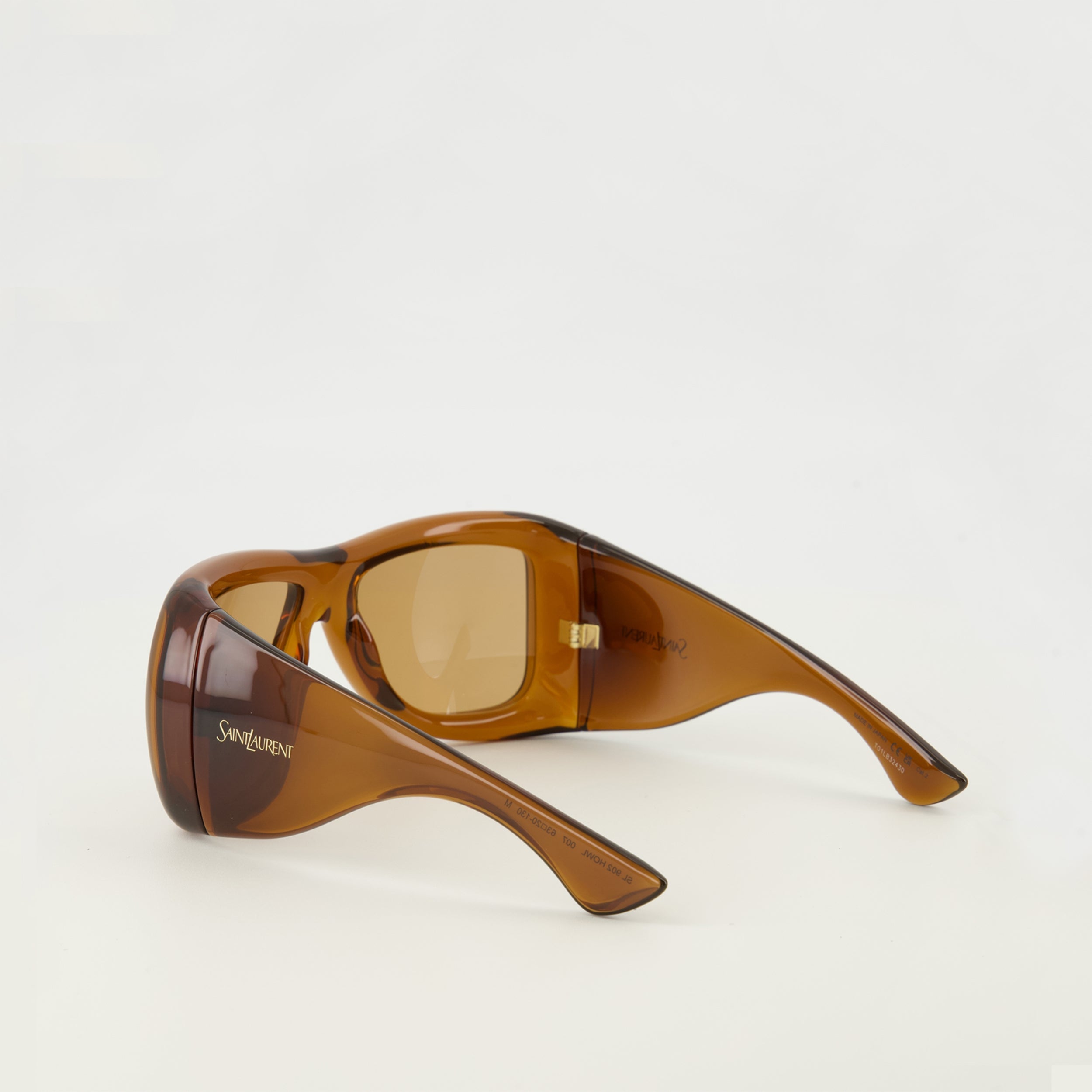 Image of Sunglasses - Collection Printemps-Été 2026 by Saint Laurent for Men - Season Spring-Summer 2026 - Detail View 1