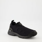 Image of B30 Countdown Sneakers by Dior for Men - Season Spring-Summer 2025 - Front Right Three-Quarter View