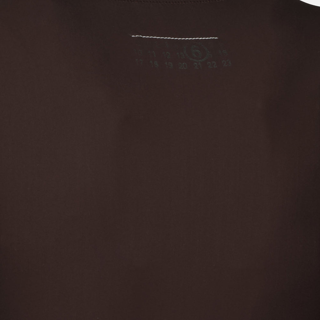 Nylon body, Slim fit top, Logo print apparel, Chic women's wear, Autumn Winter collection