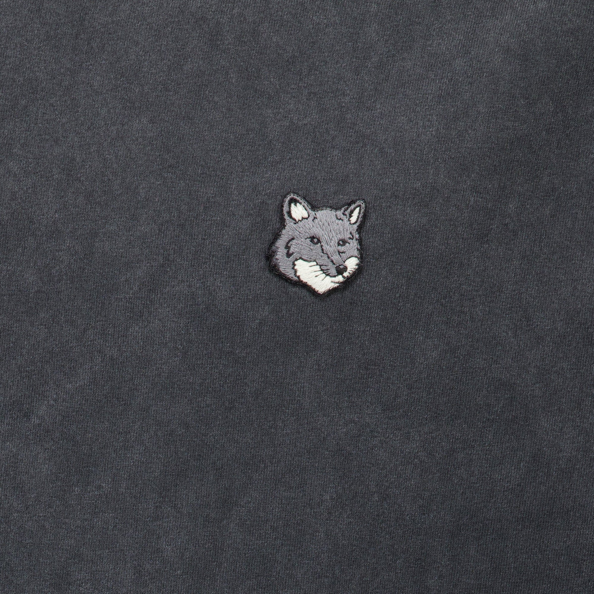 Camiseta gris con bordado Fox