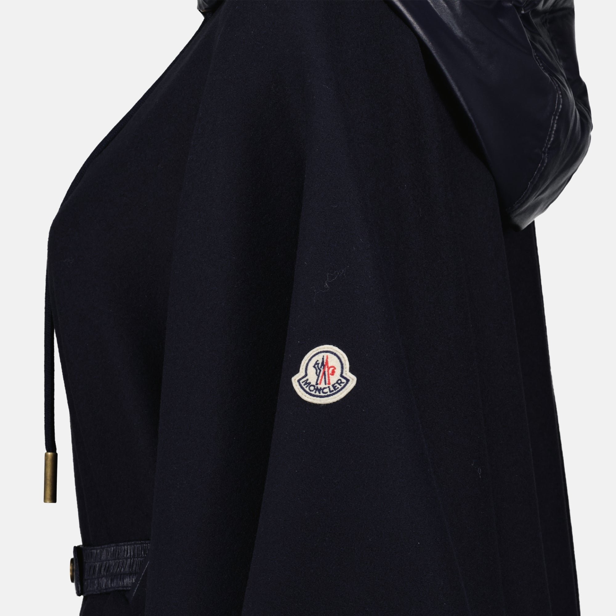 Marine Wool Cape