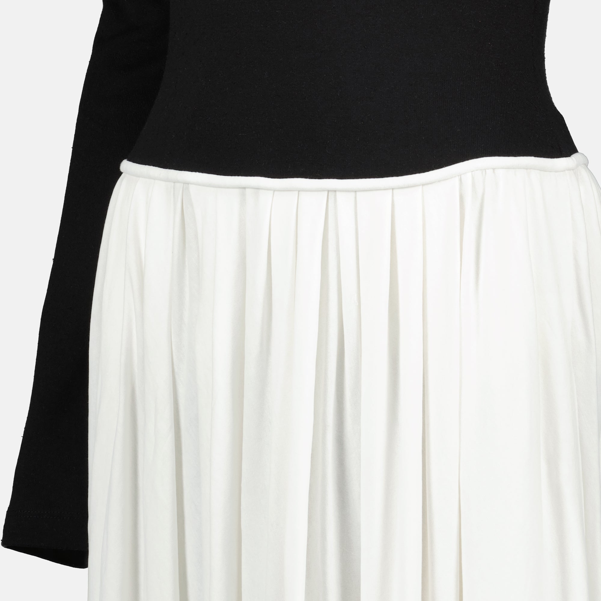 Image of Carlotta Dress by Khaite for Women - Season Spring-Summer 2026 - Product detail view 2