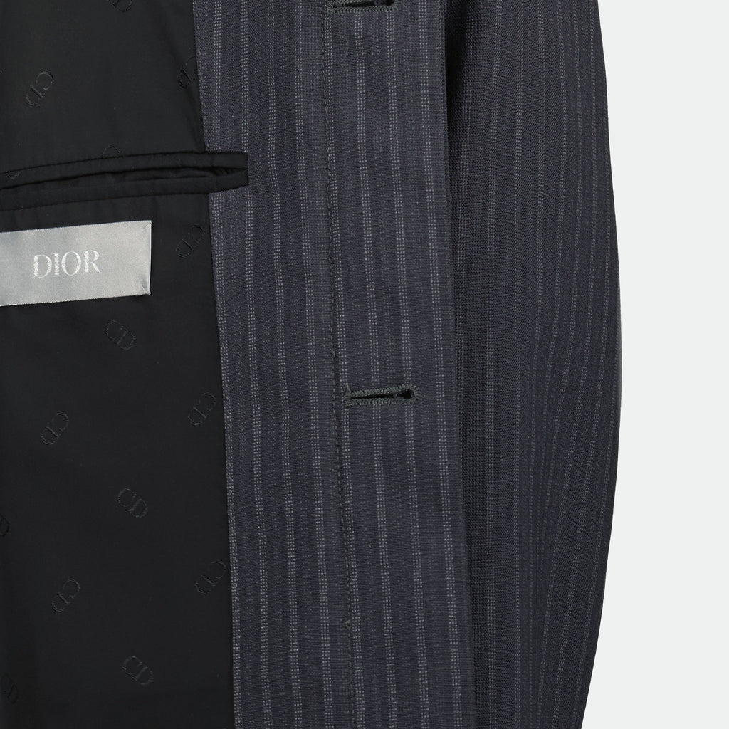 Image du blazer en laine rayé de Dior pour hommes - Saison printemps-été 2025 - Détail 2