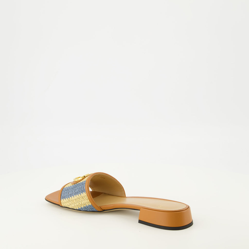 バレンティノ・ガラバーニの女性用Vlogoサンダルの画像 - シーズン春夏2026 - 後ろ右の三分の一ビュー