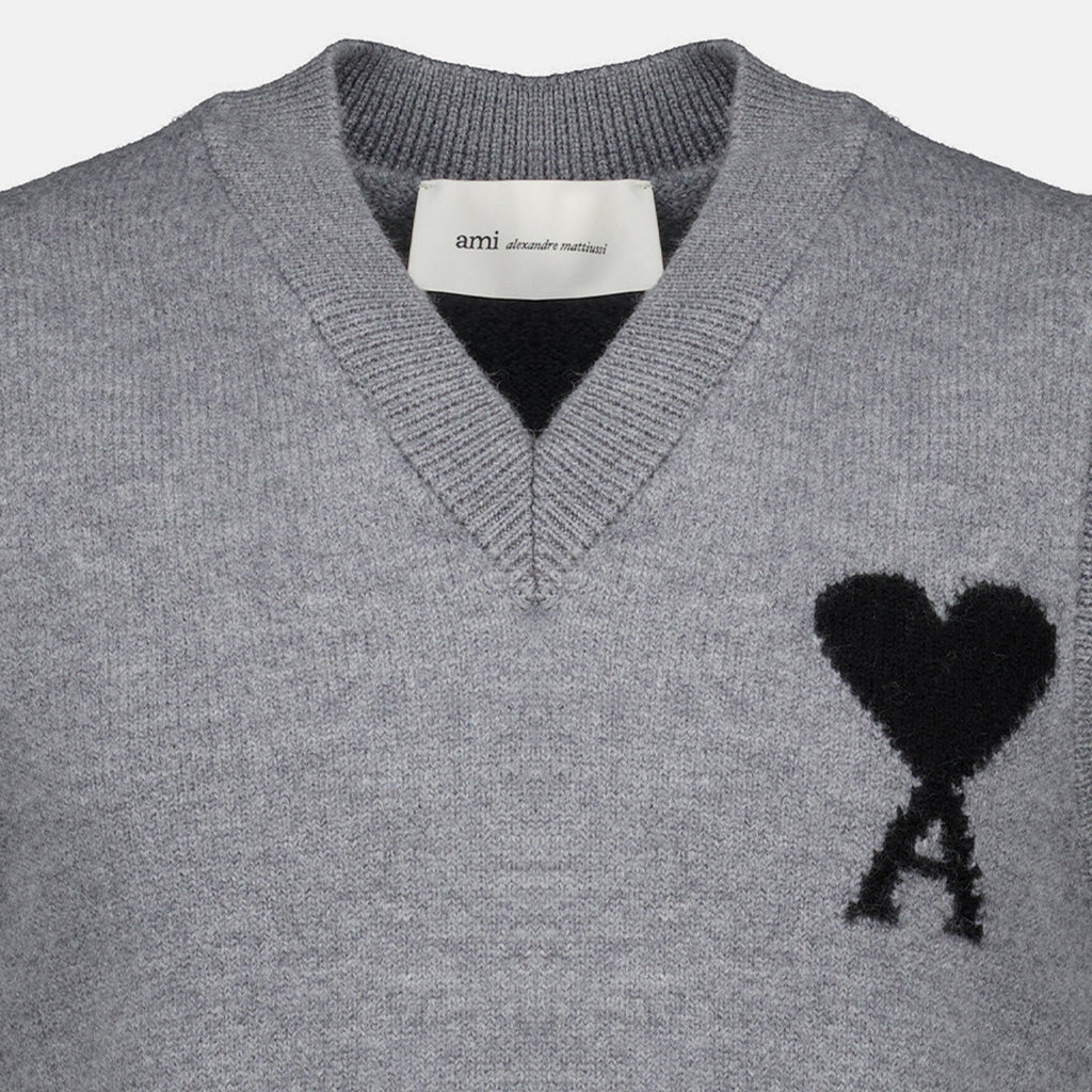 Grauer ärmelloser Pullover Ami de Cœur
