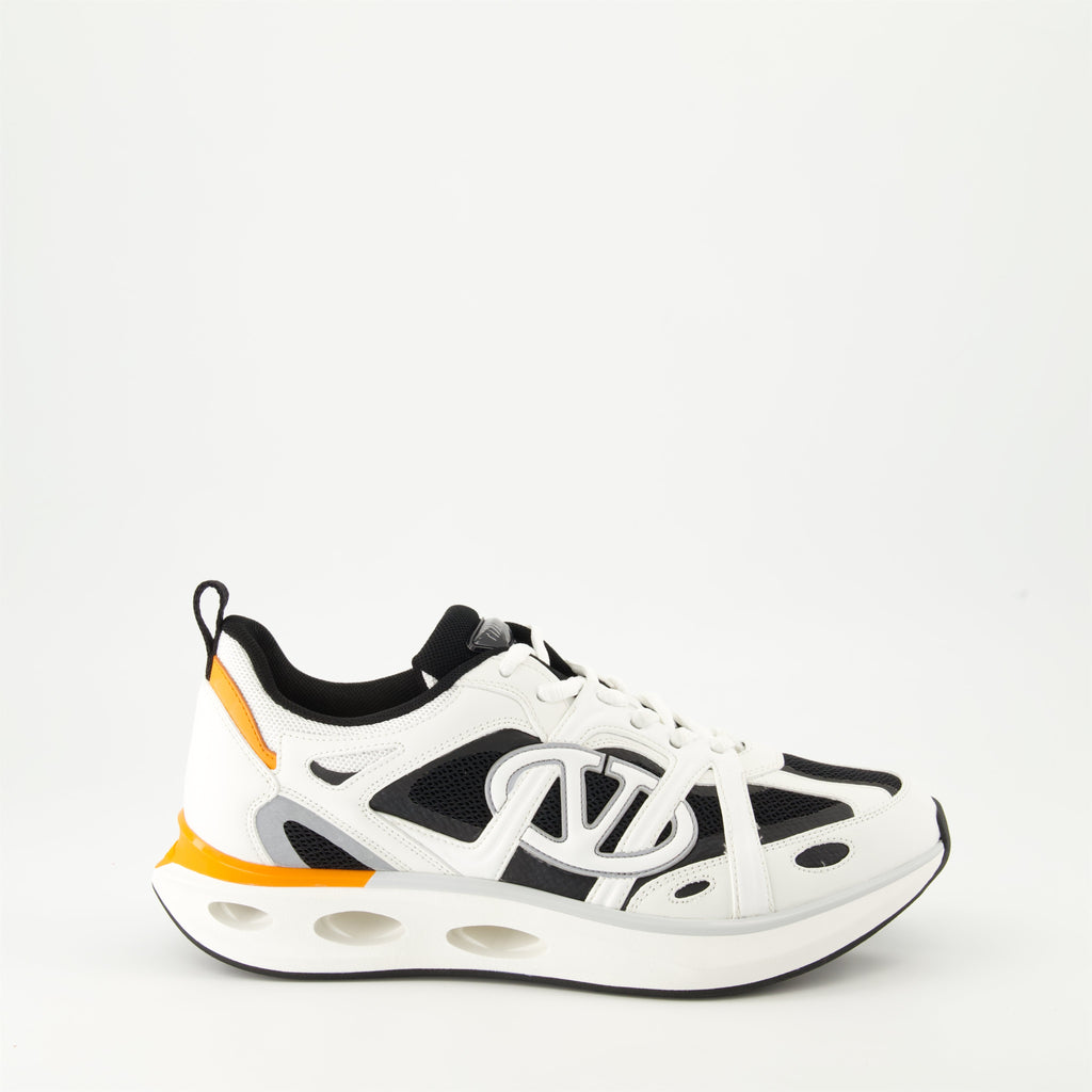 Image of White and Black VLogo Easyjog Sneakers by Valentino Garavani for Men - Season Autumn-Winter 2024 - Right Side View