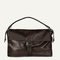 Immagine della Fendi Maxi Messenger Bag di Fendi per Uomini - Stagione Autunno-Inverno 2025 - Vista Frontale