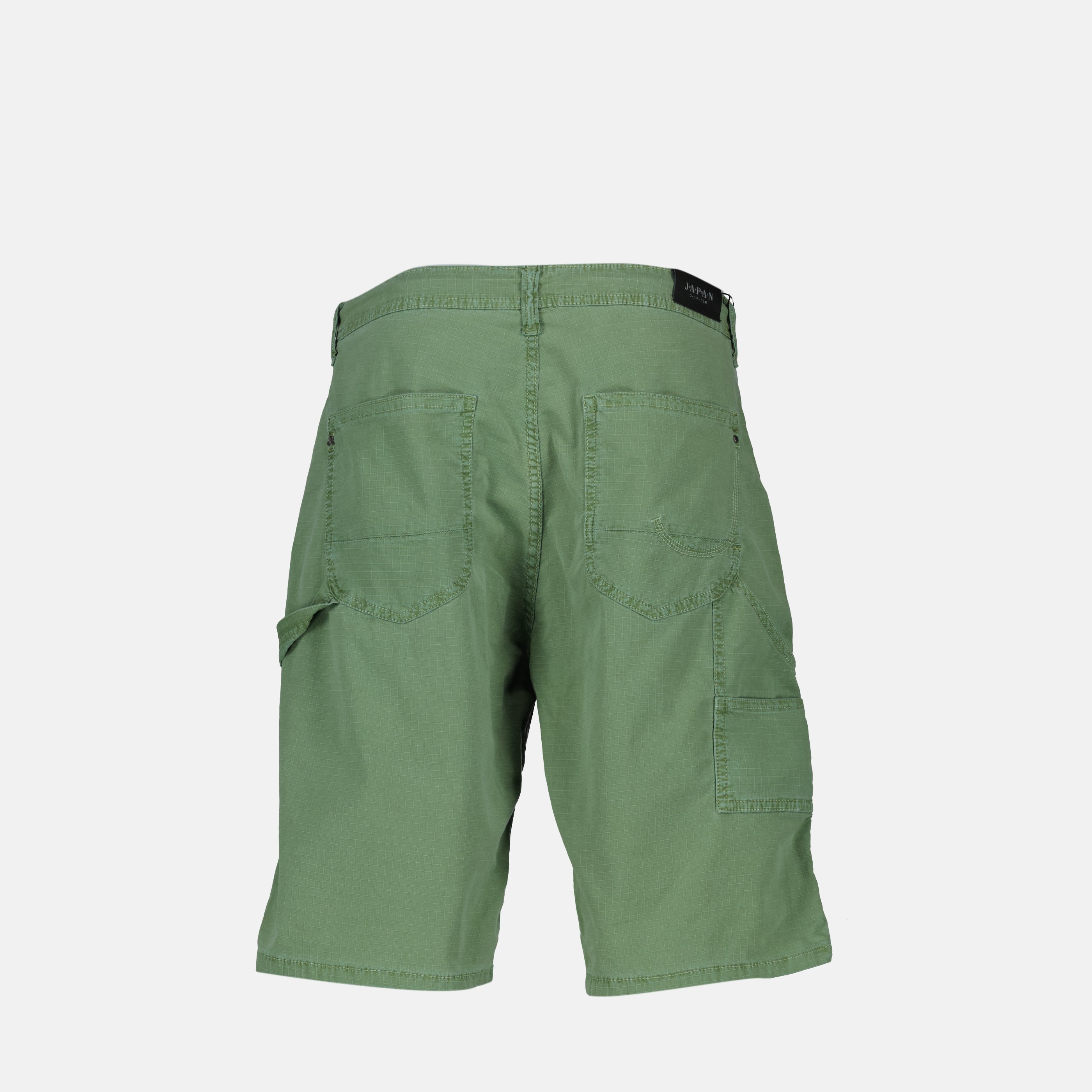 Bermuda shorts, cargo shorts, cotton shorts, summer fashion, casual wear
