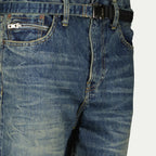 Bild von zerrissenen blauen Straight Jeans von Sacai für Männer - Saison Herbst-Winter 2024 - Detailansicht 1