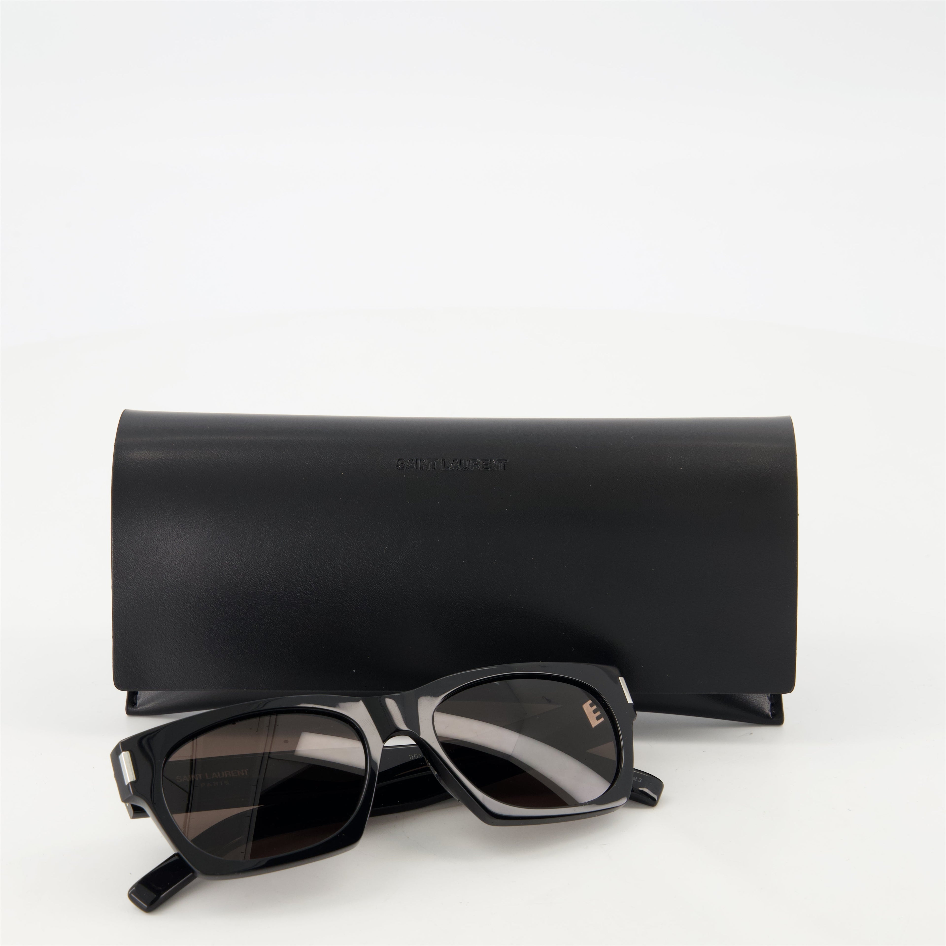 black sunglasses, SL 402, Saint Laurent eyewear, unisex sunglasses, designer sunglasses