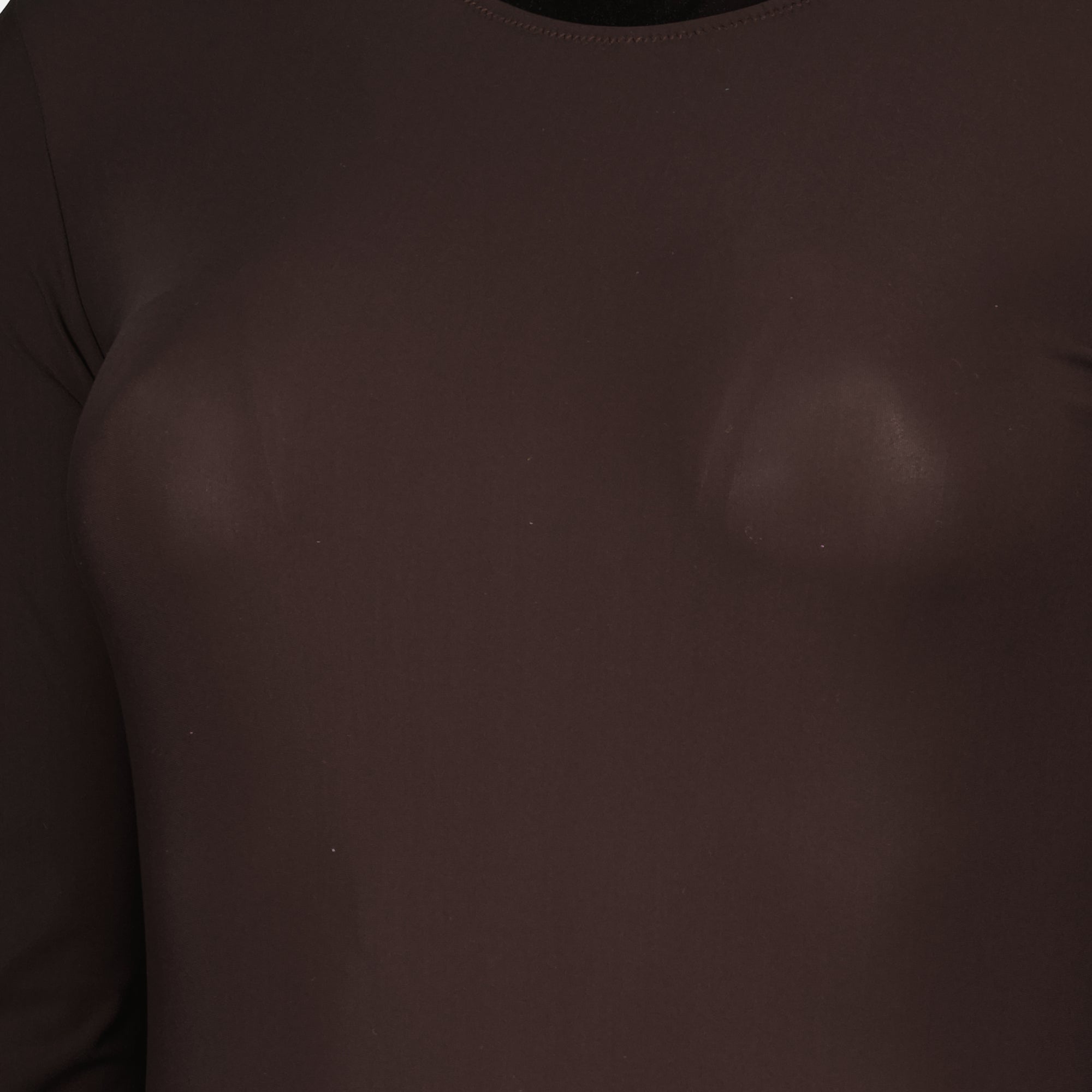 Nylon body, Slim fit top, Logo print apparel, Chic women's wear, Autumn Winter collection