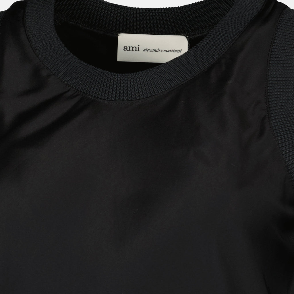 Top Sem Mangas Efeito Satinado Preto