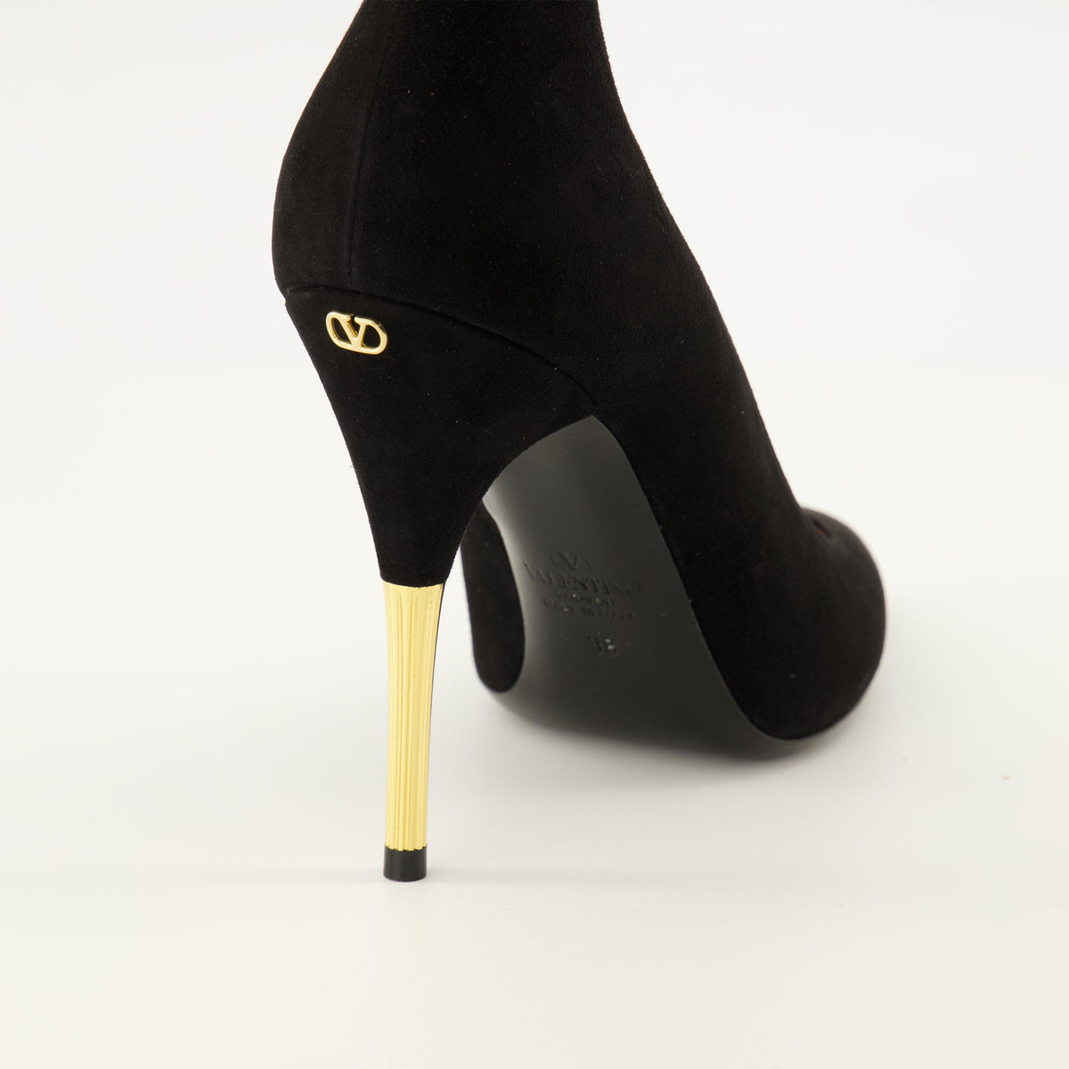 Black Leather Pumps