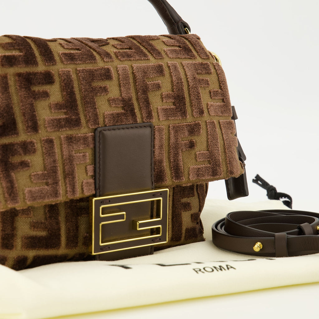 Fendi, La Mamma Baguette, velvet bag, luxury accessories, designer handbag