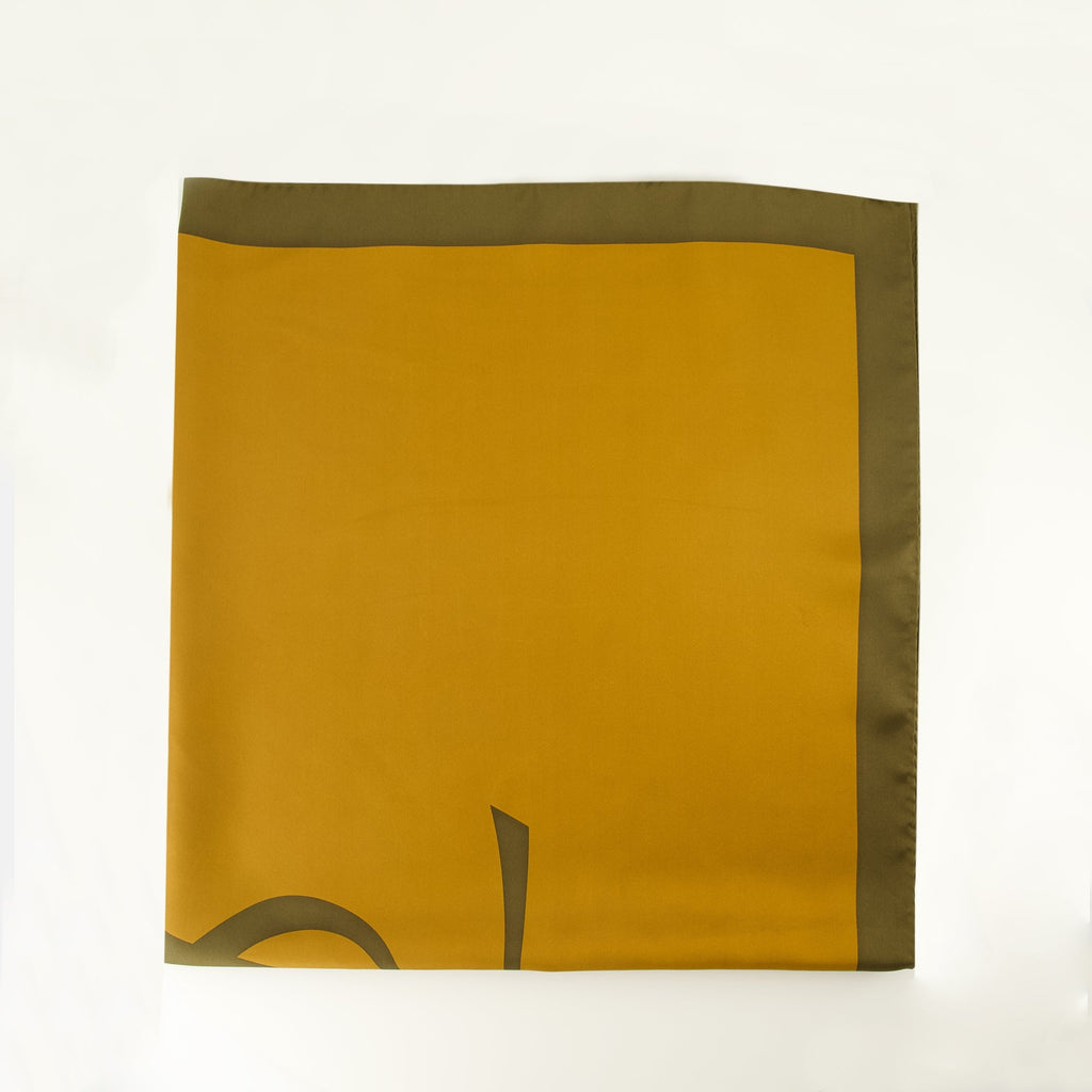 Foulard quadrato in seta verde Cassandra