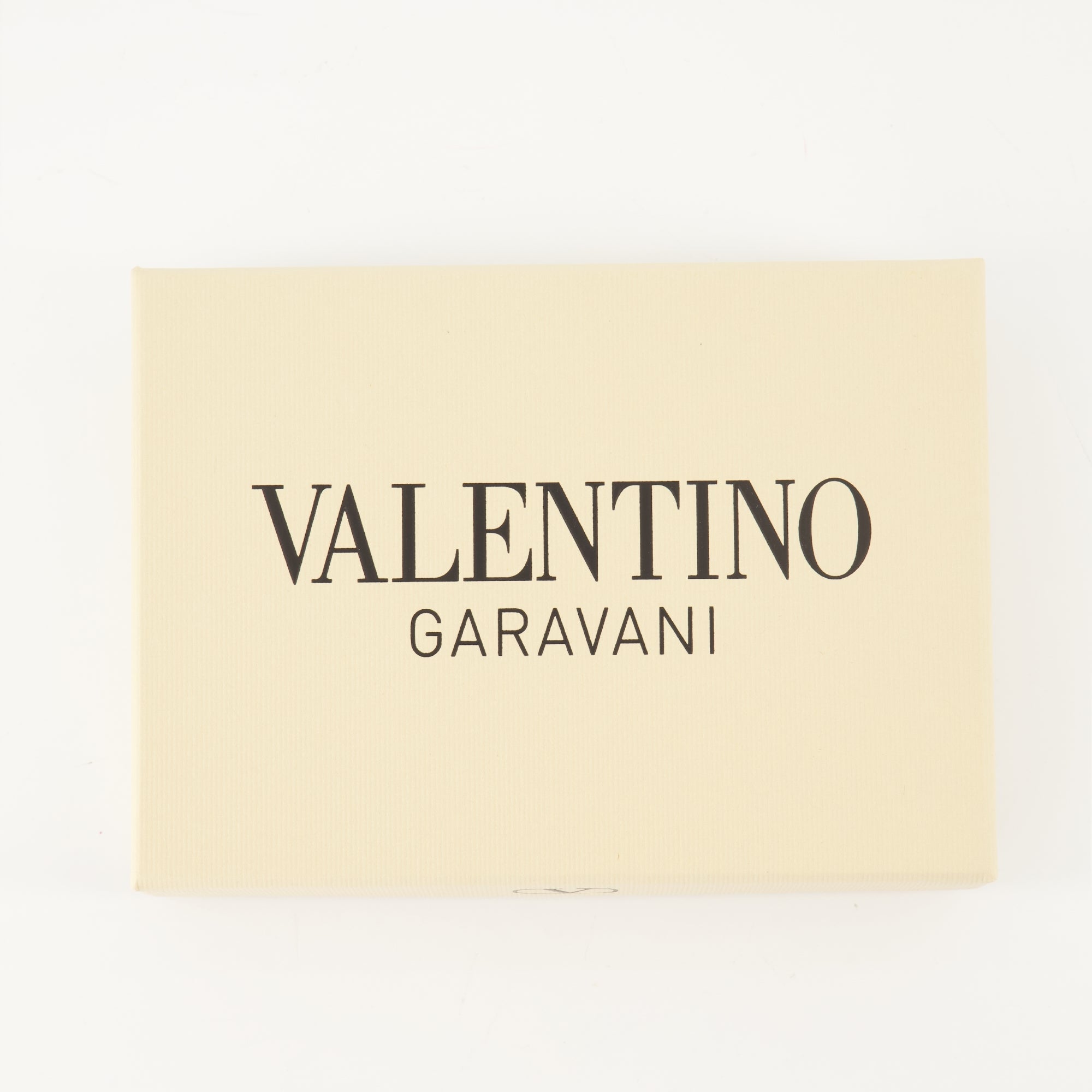 Valentino cardholder, leather accessories, grained leather, men's cardholder, luxury accessories
