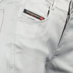 Imagem dos Slim Satin Jeans P-Ebbey da Diesel para Mulheres - Temporada Primavera-Verão 2025 - Detalhe 5