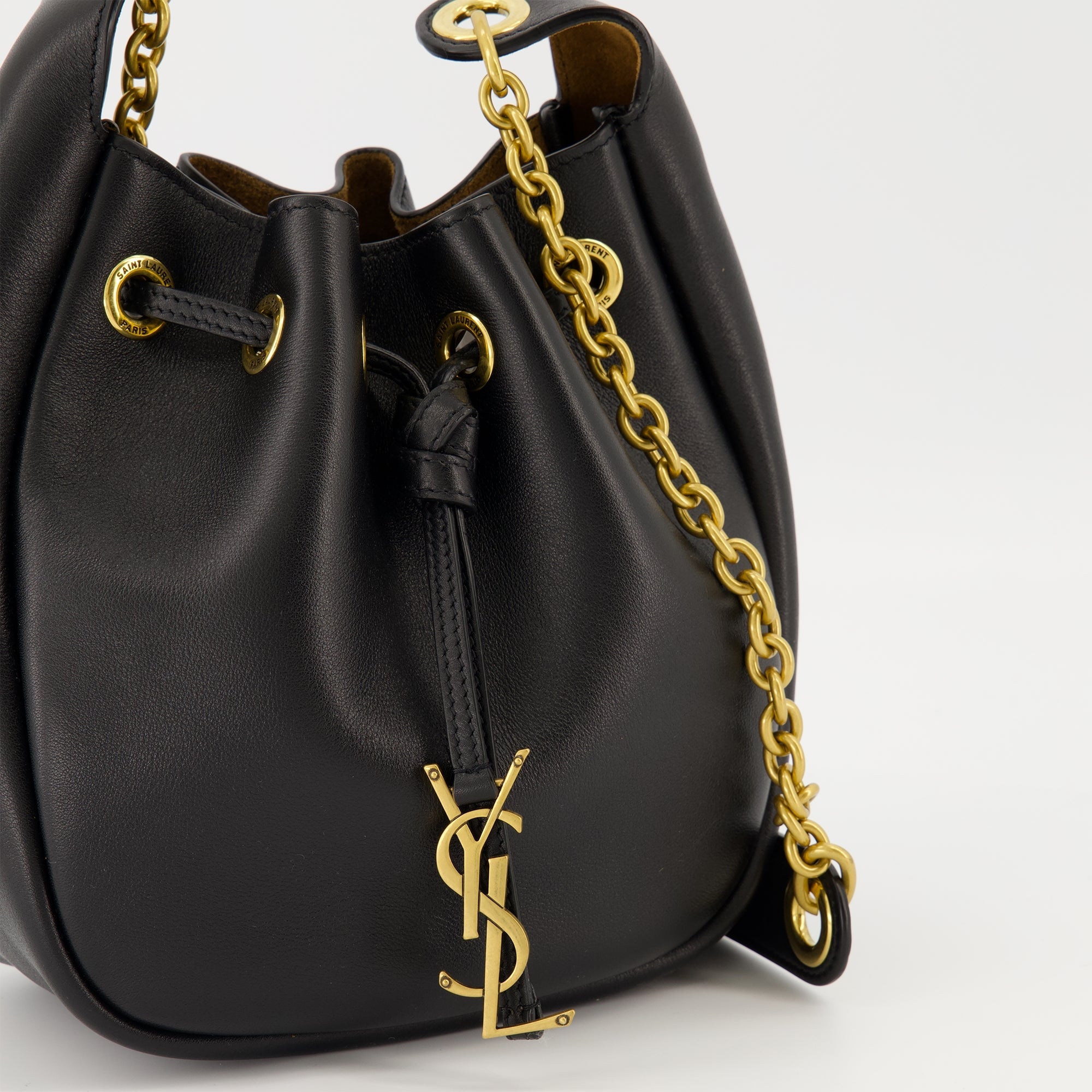 SAINT LAURENT ブラック バケットバッグ サン・ローラン ブラック バケット バッグ | WE IN STYLE